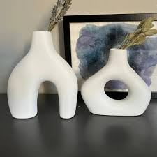 Série de deux vases en Céramique décoratifs en blanc